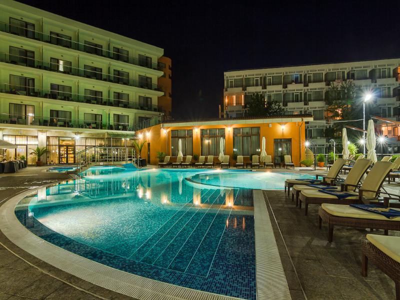 Hotel Saturn Exterior foto
