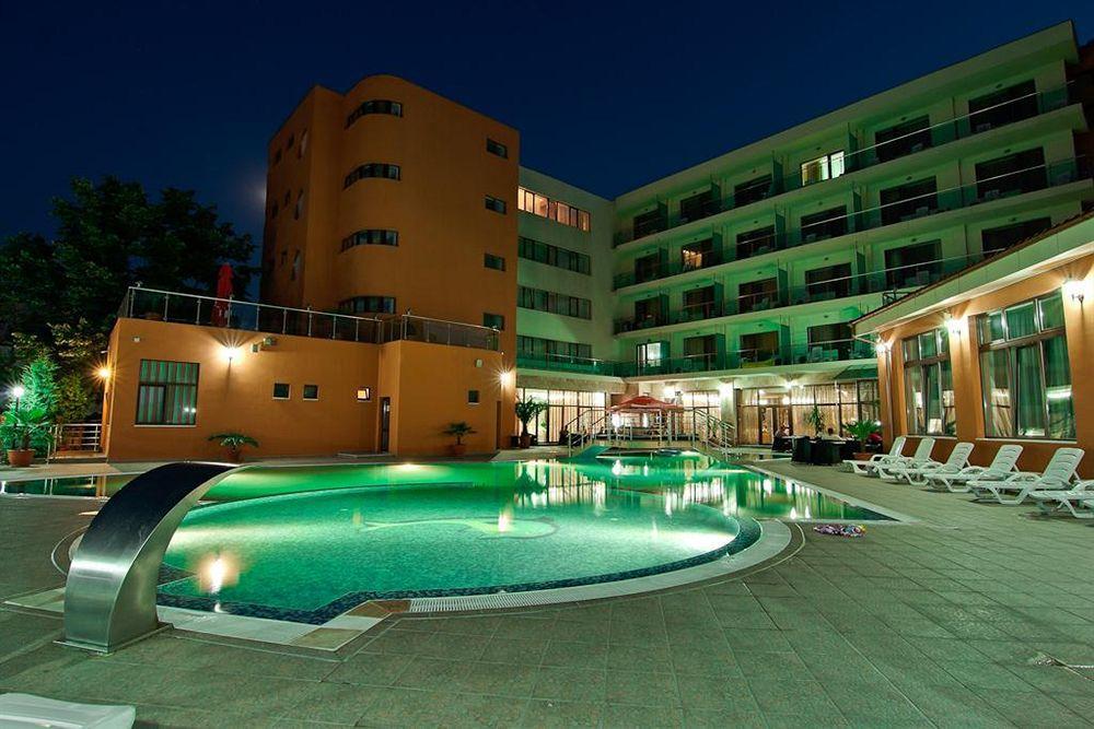 Hotel Saturn Exterior foto